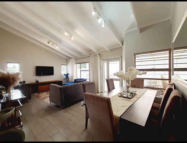 3 BEDROOM CLUSTER RENTED IN HALFWAY GARDENS